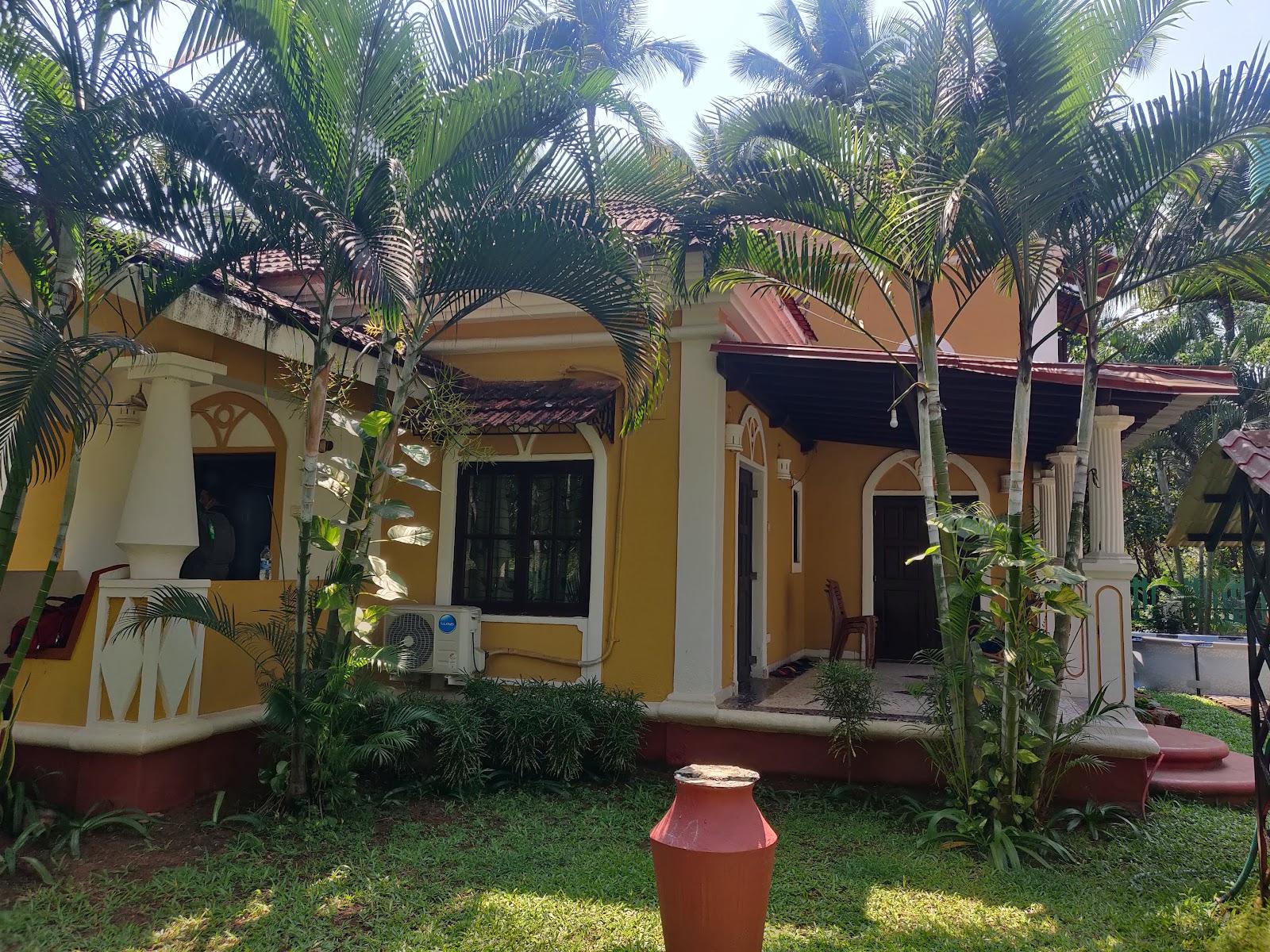 Portuguese 4BHK AC Villa 250mtr fm Candolim Beach fromSanchita – photo 4