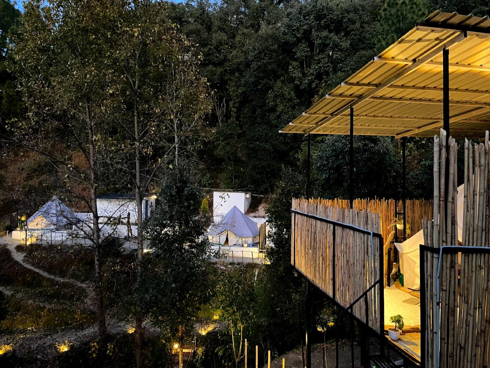 Bell Glamping – photo 4