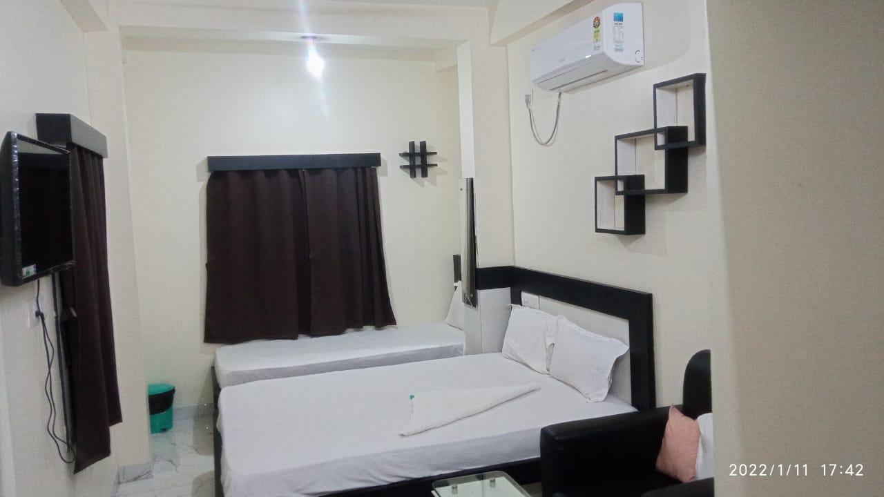HOTEL FIRST CROWN – photo 3