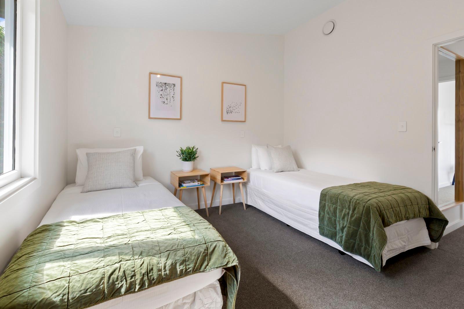 Stay of Queenstown – photo 3
