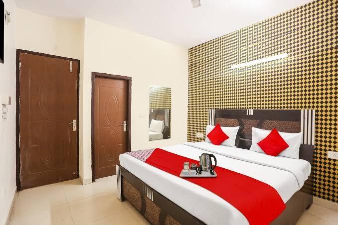Flagship Hotel D P International – photo 3