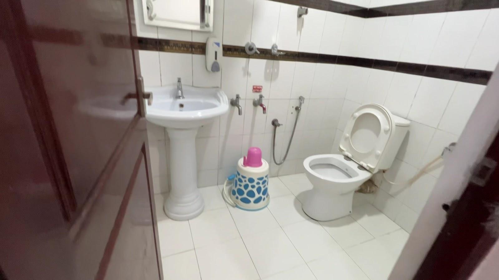 Excellency Airport Hotel – photo 2