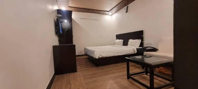 Goroomgo Hidden Chalet Mall Road Nainital – photo 2