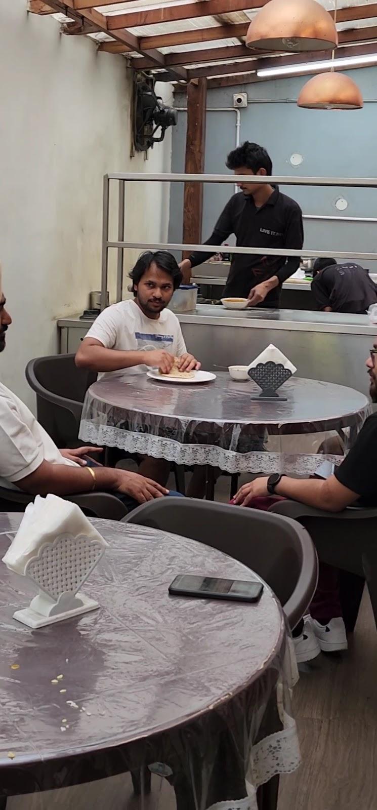 Zostel Bangalore (Indiranagar) – photo 2
