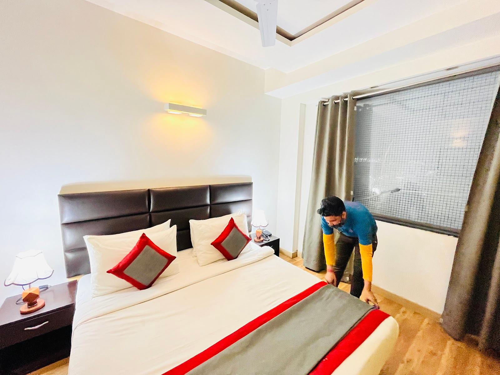 Qotel Comfort AT Residency Kaushambi – photo 3