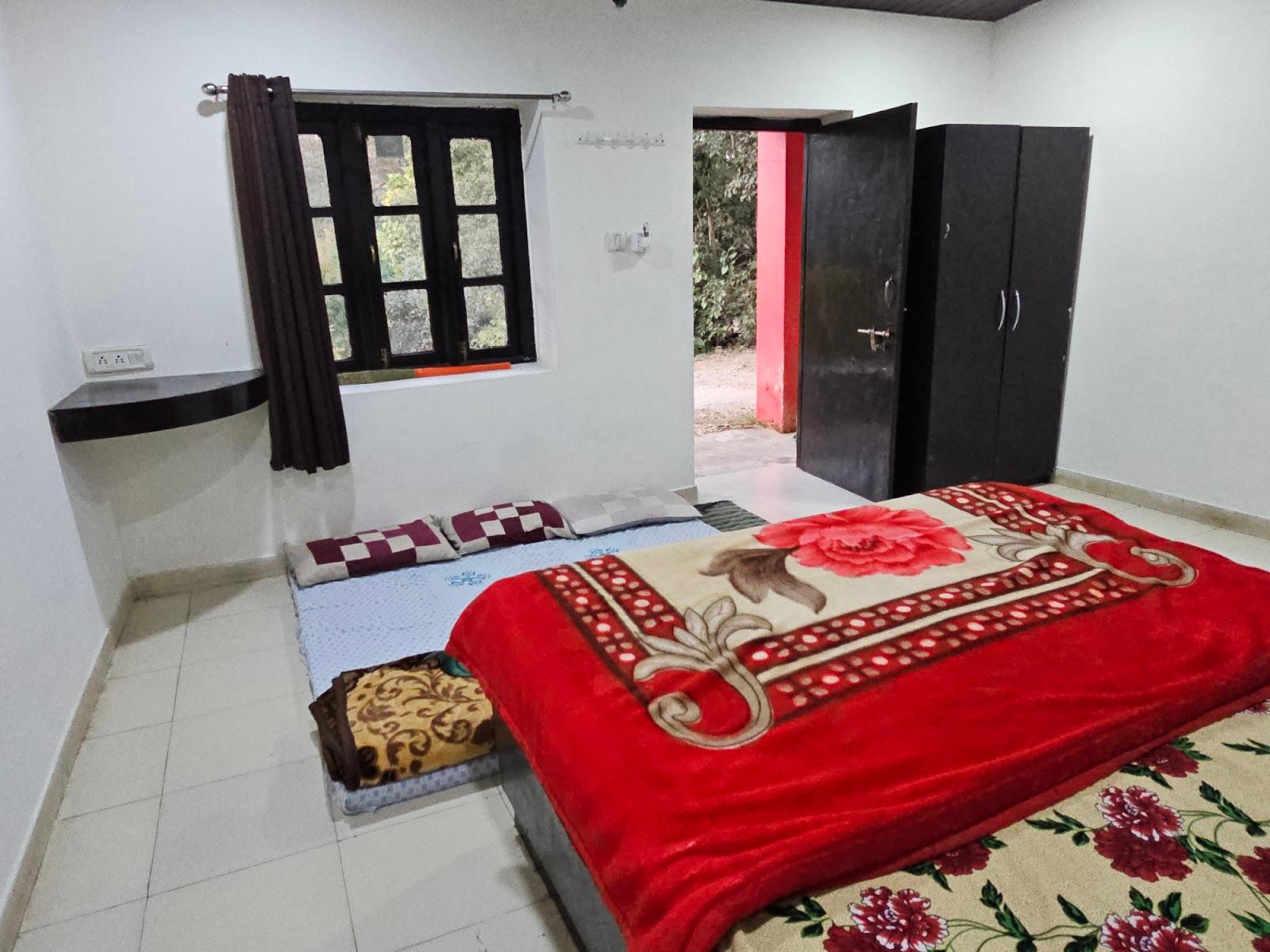 Achpura House PG @ 800 - Nr Nakki Lake – photo 2
