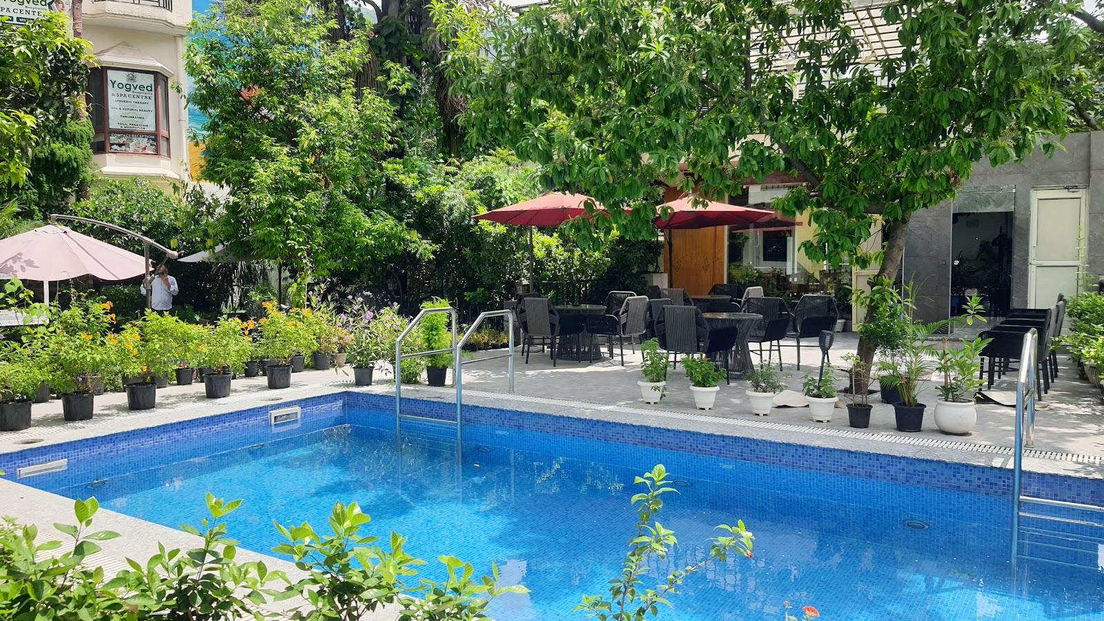 Yogved Hospitality and Resort – photo 4