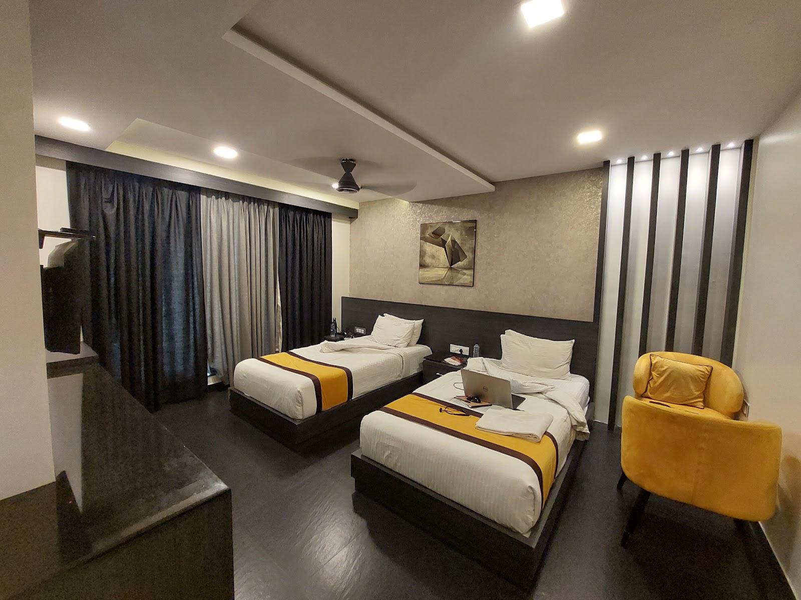 Kzar Corporate Hotel Near Sealdah Railway station – photo 3