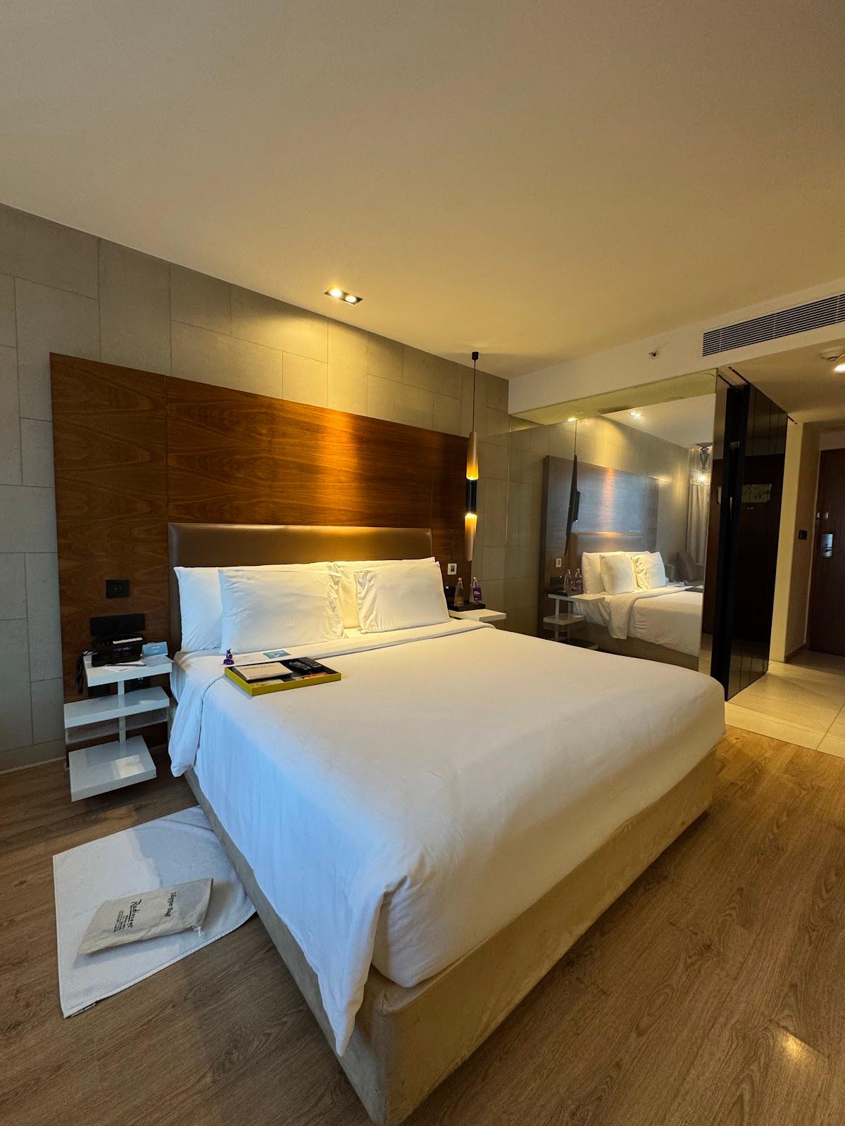 Radisson Hotel Bengaluru City Center – photo 3