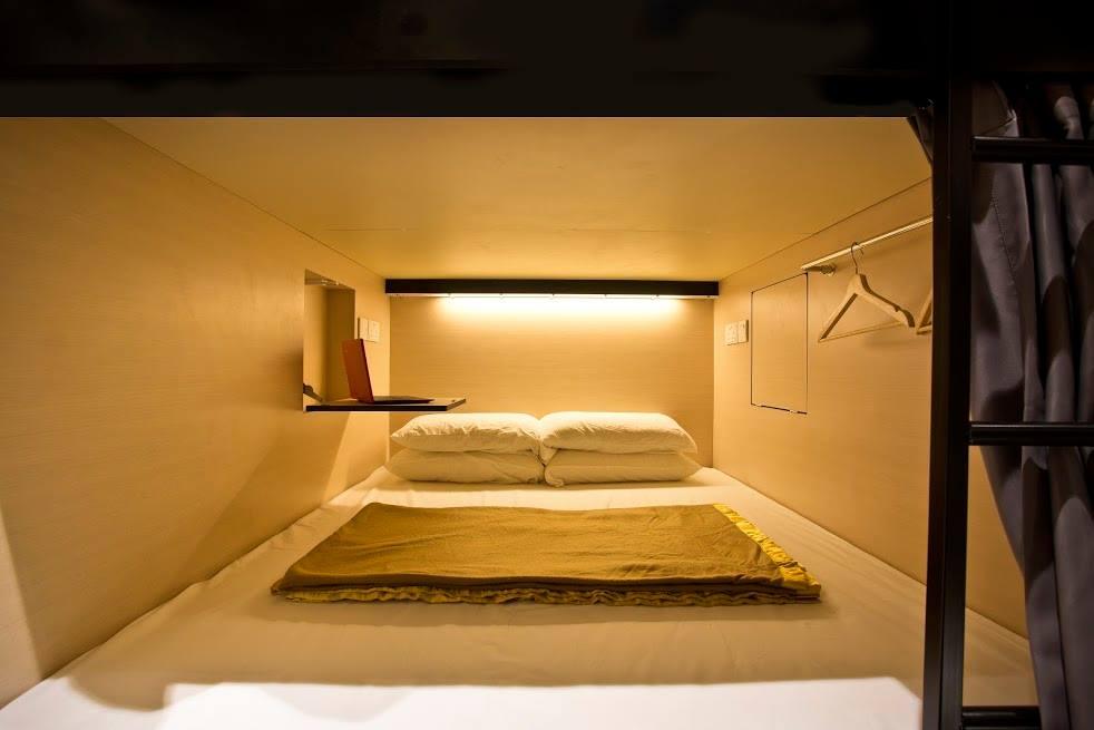 7 Wonders Capsule Hostel – photo 1