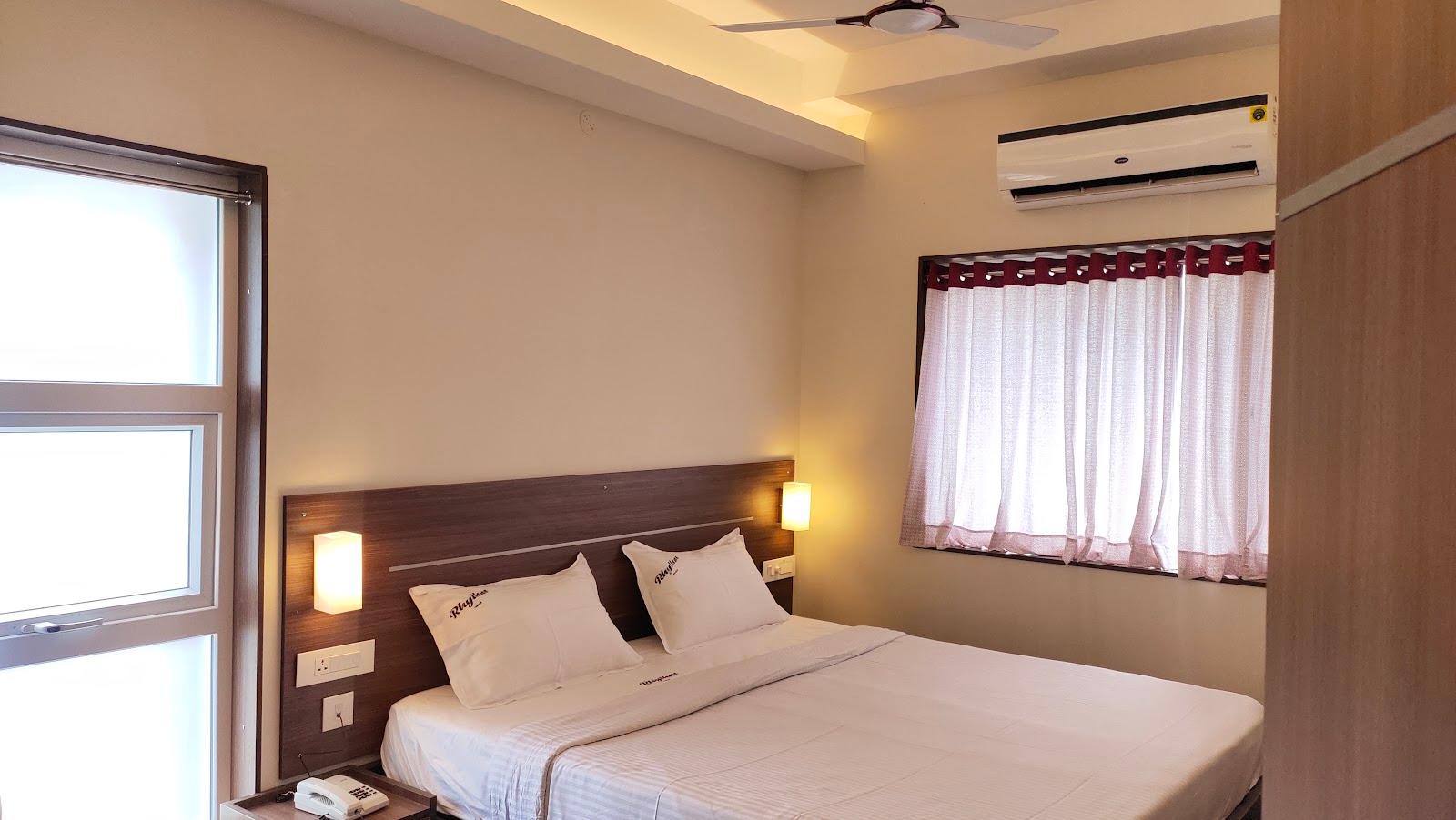 Hotel Rhythm Grand Suite – photo 3