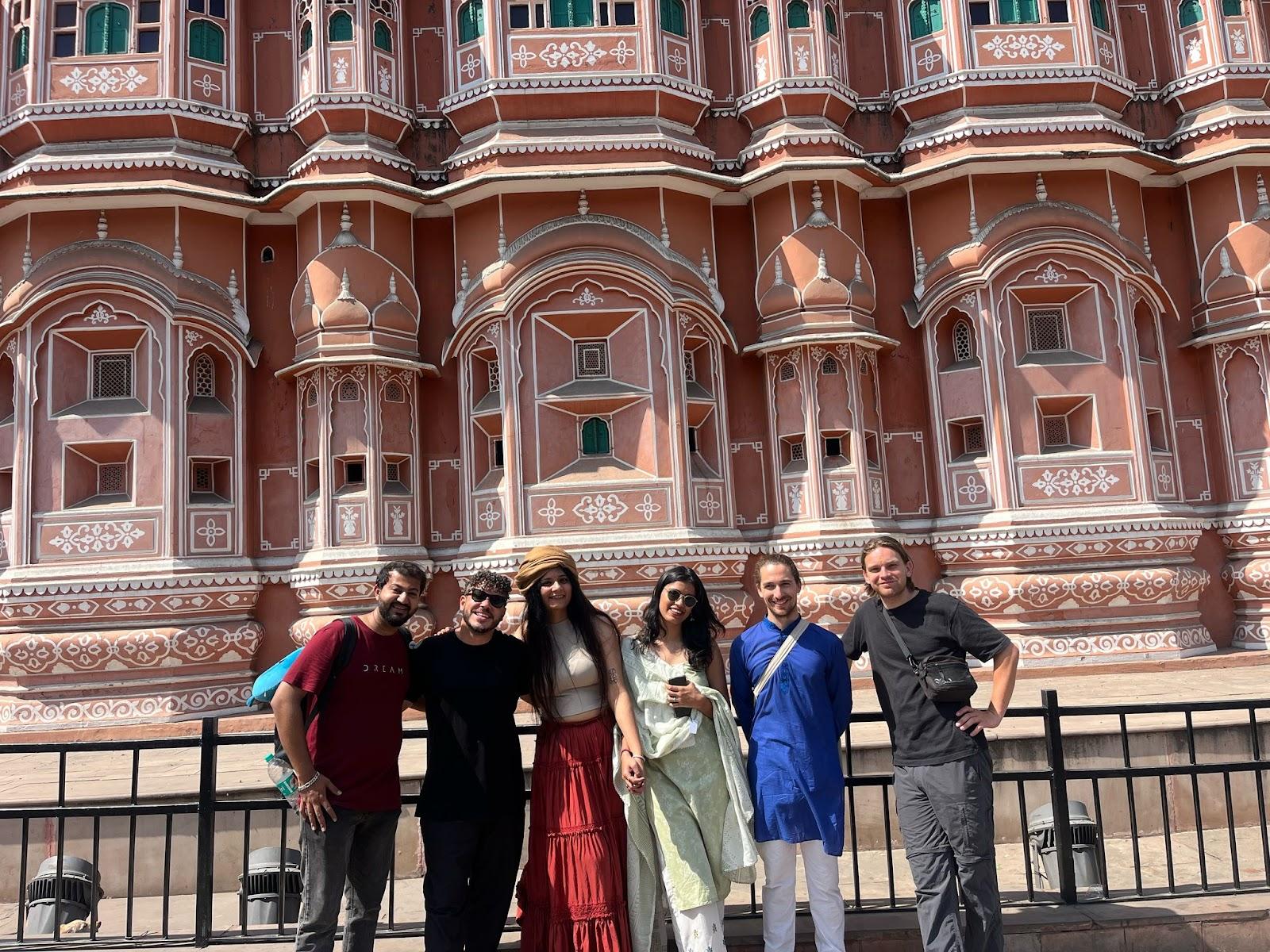 Madpackers Jaipur – photo 1