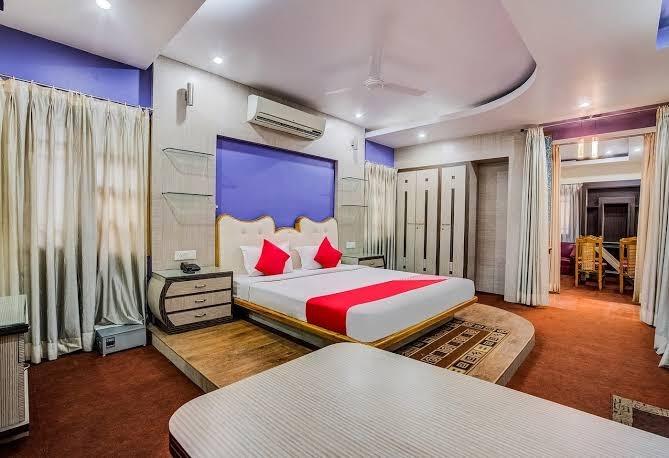 OYO 35895 Hotel Ira Palace – photo 4