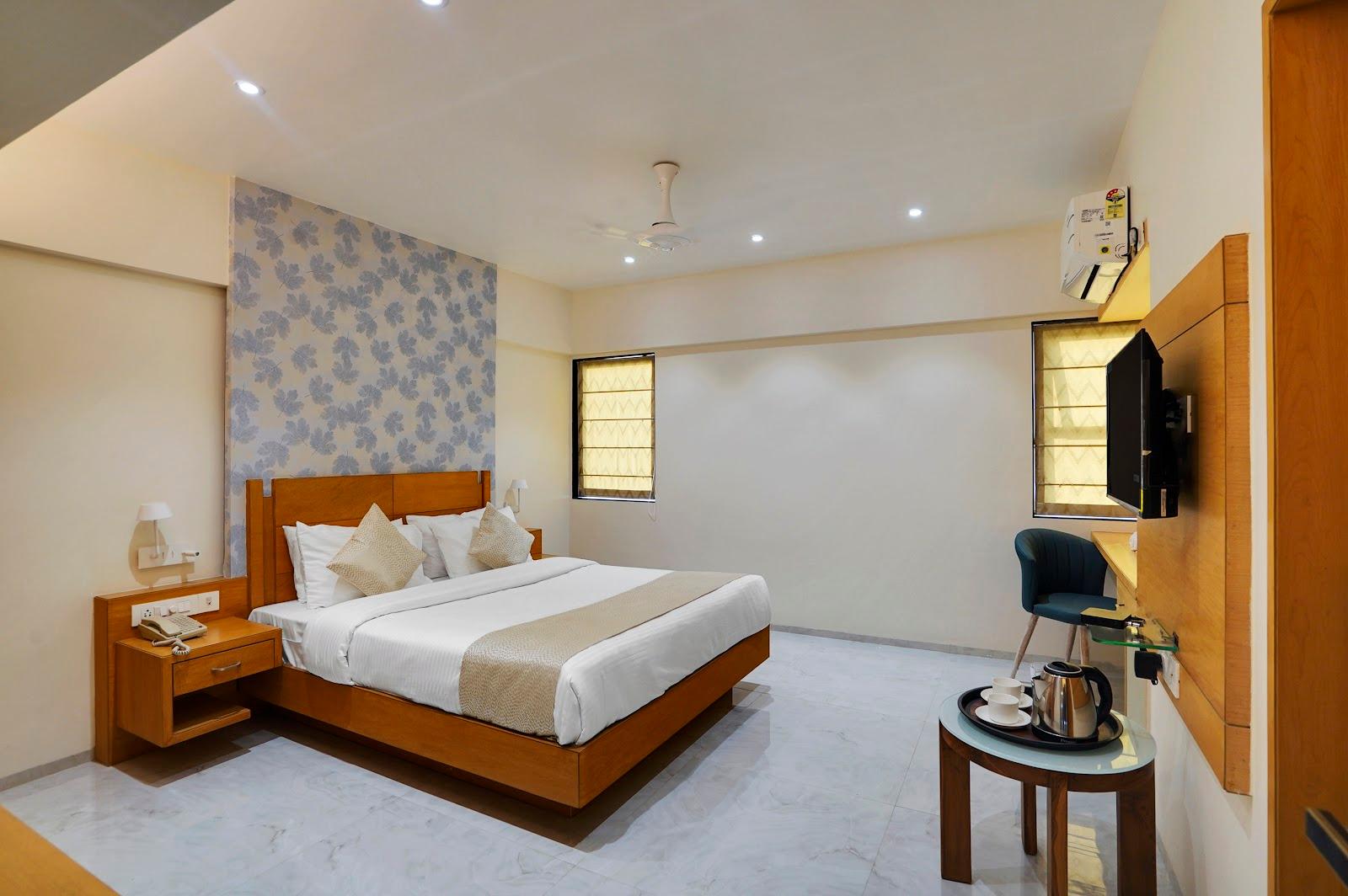 Hotel Everest Regency – photo 2