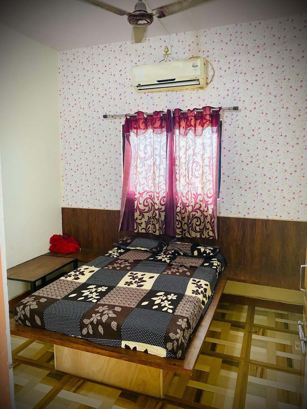 Hotel suswar lodge (couple's friendly Budget rooms) – photo 2