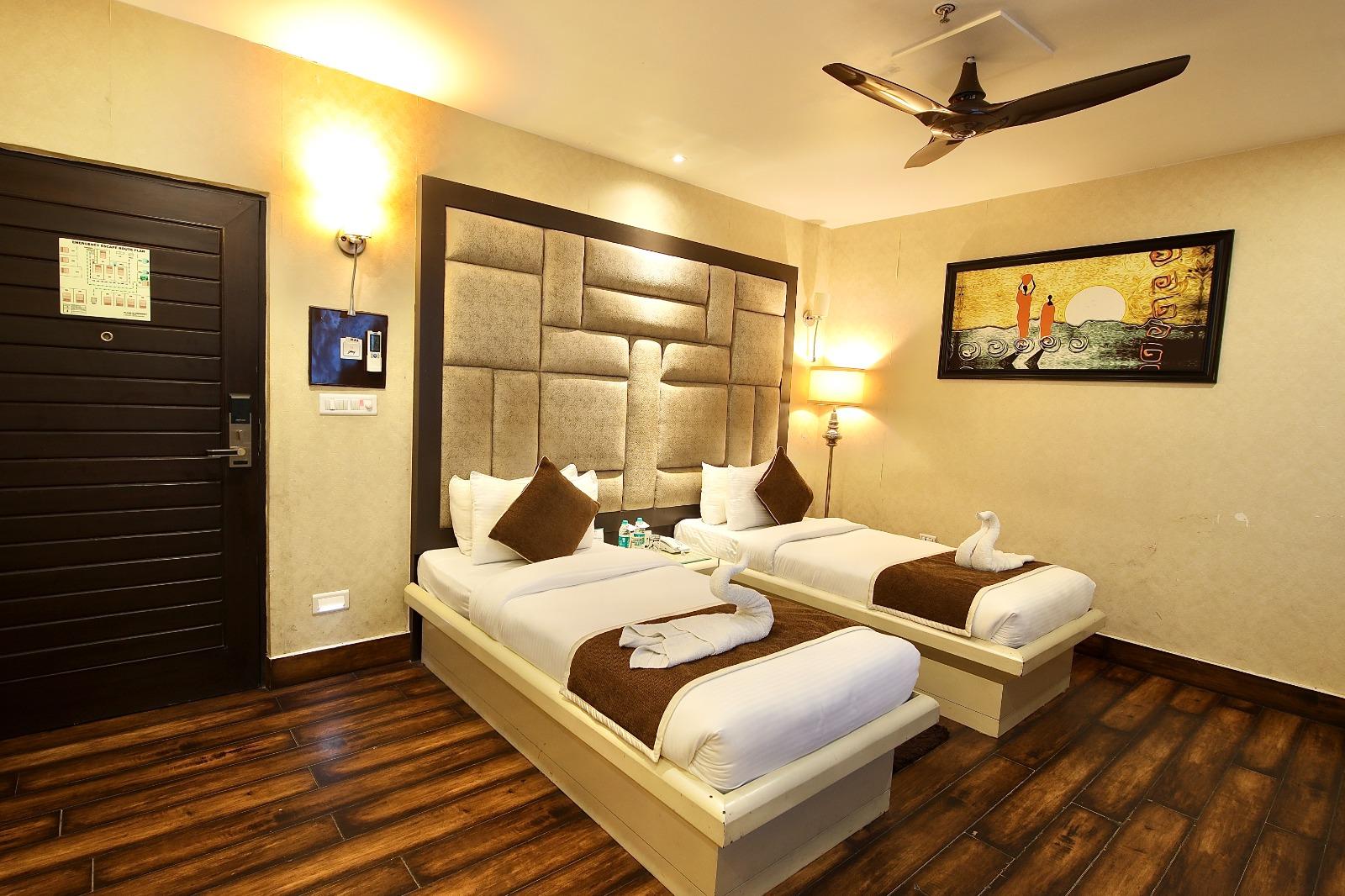Hotel Harmony Inn – photo 3