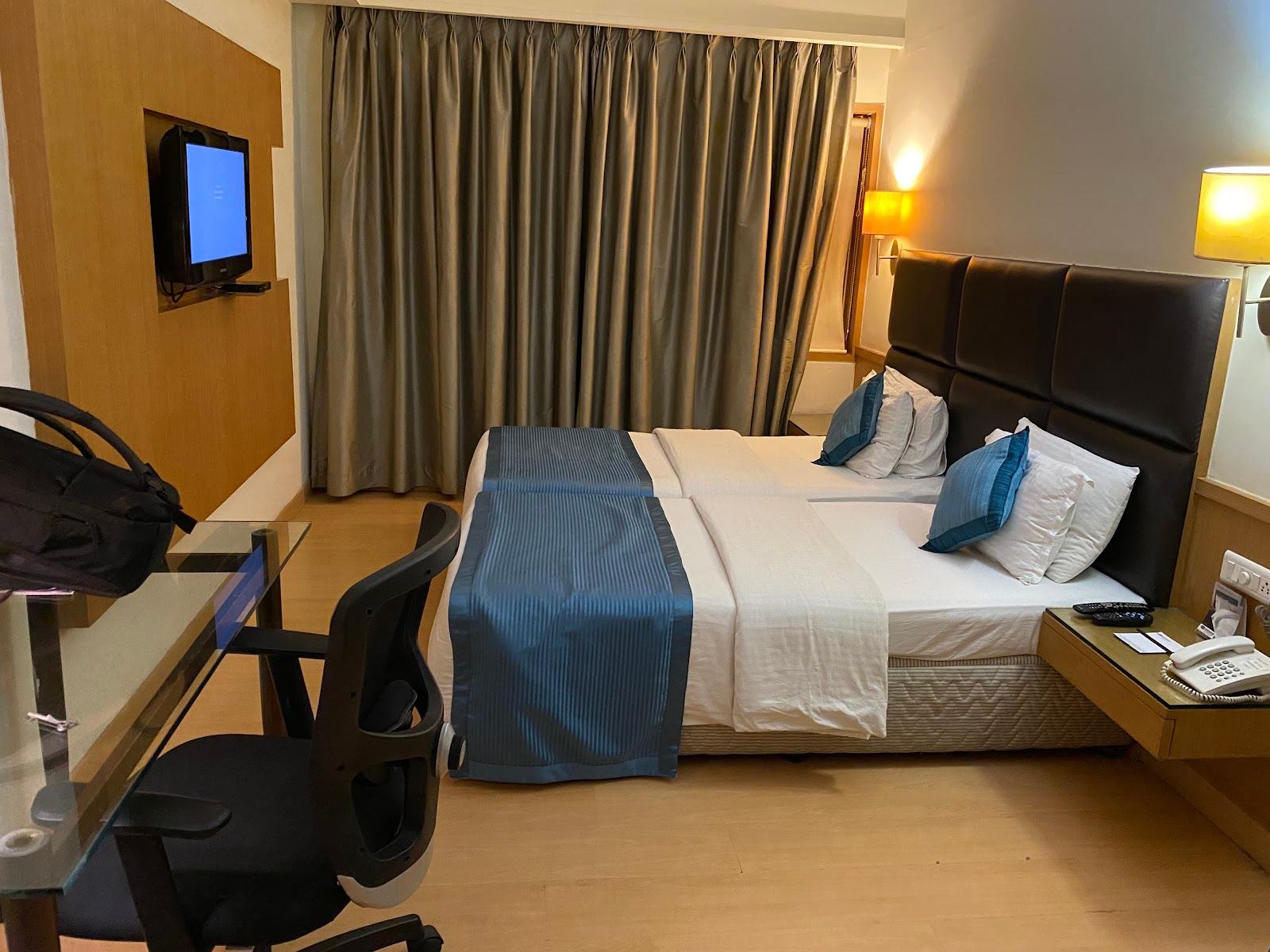 Katriya Hotel & Towers – photo 3