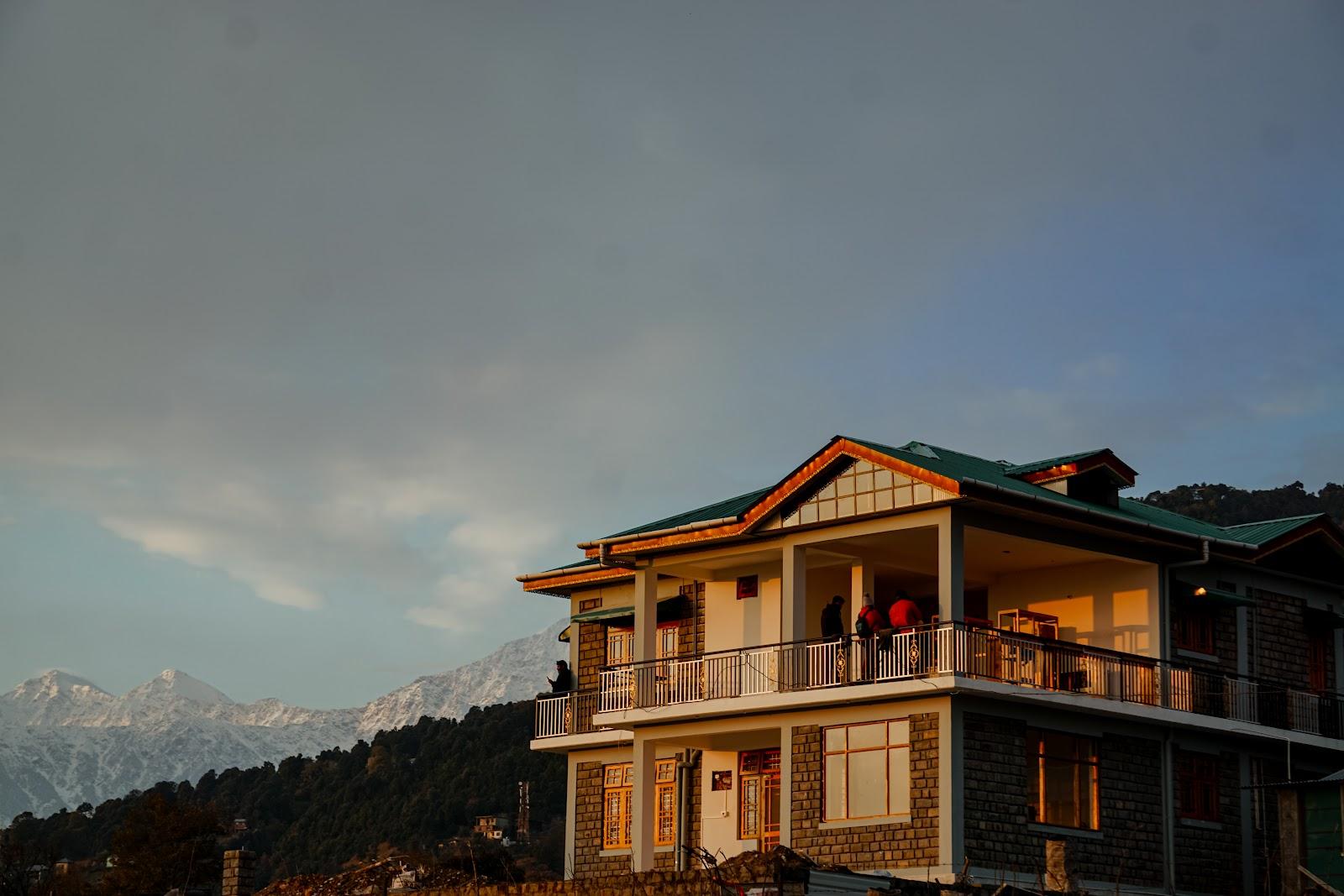 Flashpackers Hostel | Bir