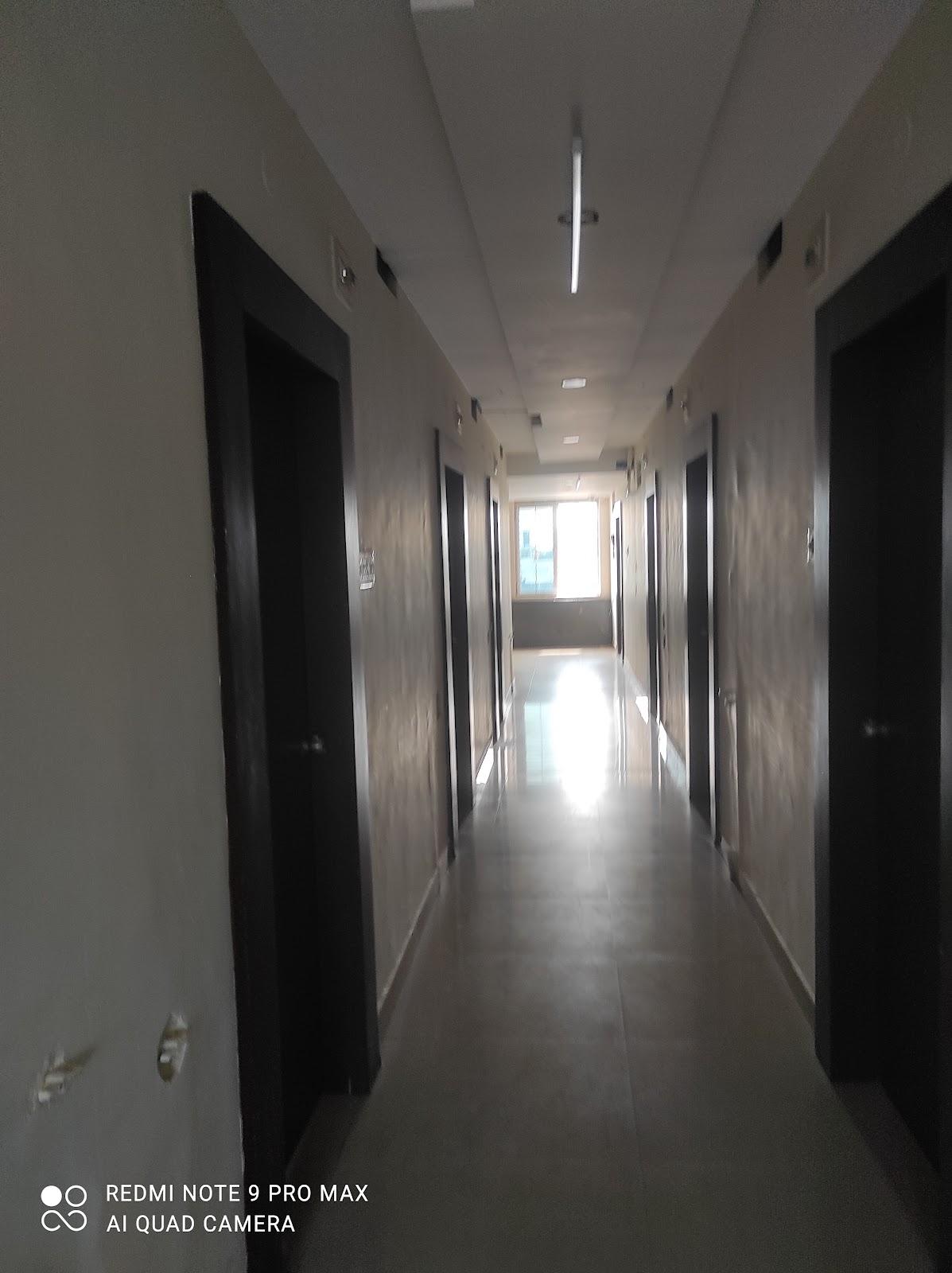 Hotel Dewan's Residency, Mysore Deluxe rooms – photo 4