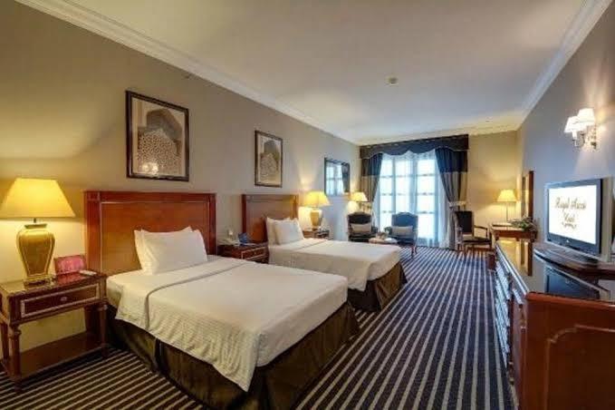 Ascot Hotel – photo 3