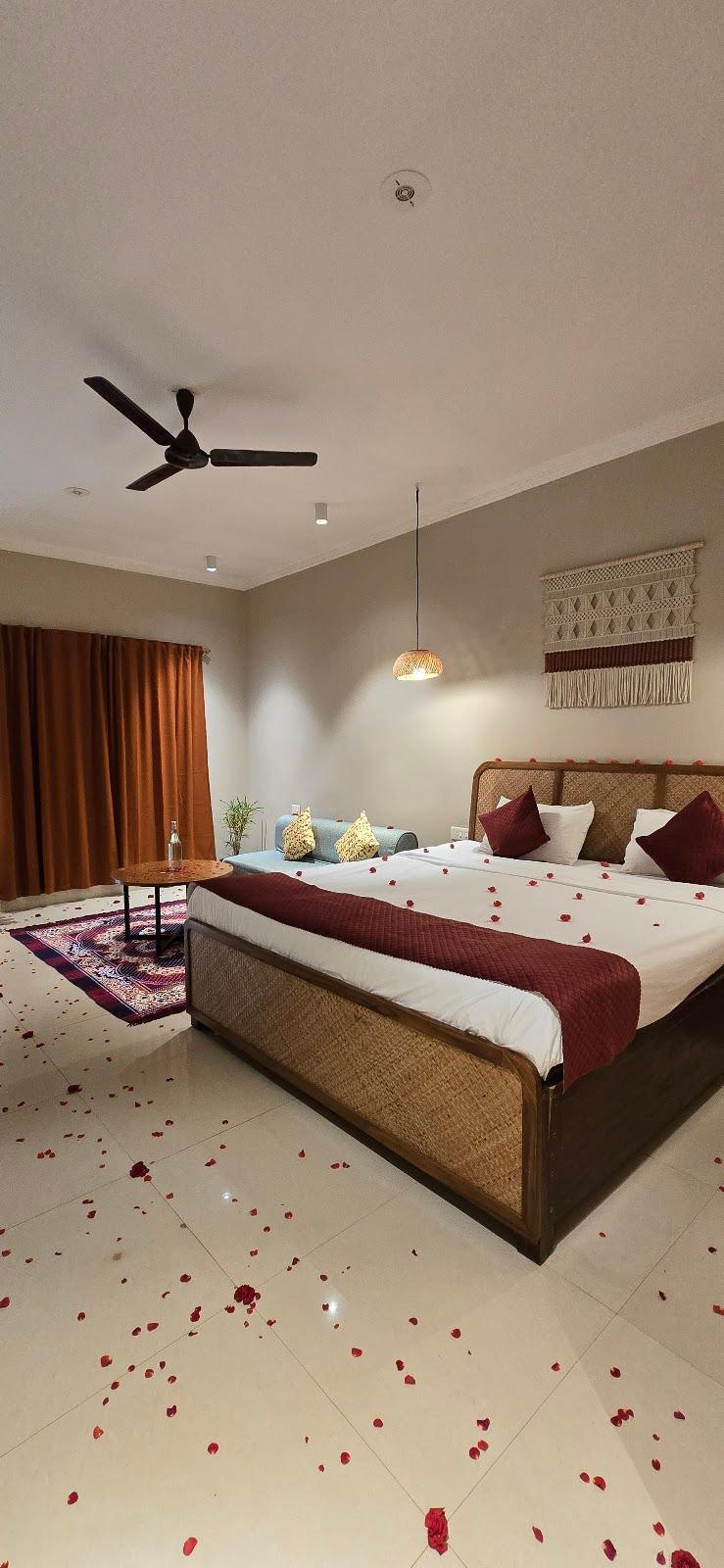 The Twelve Palms Resort – photo 4