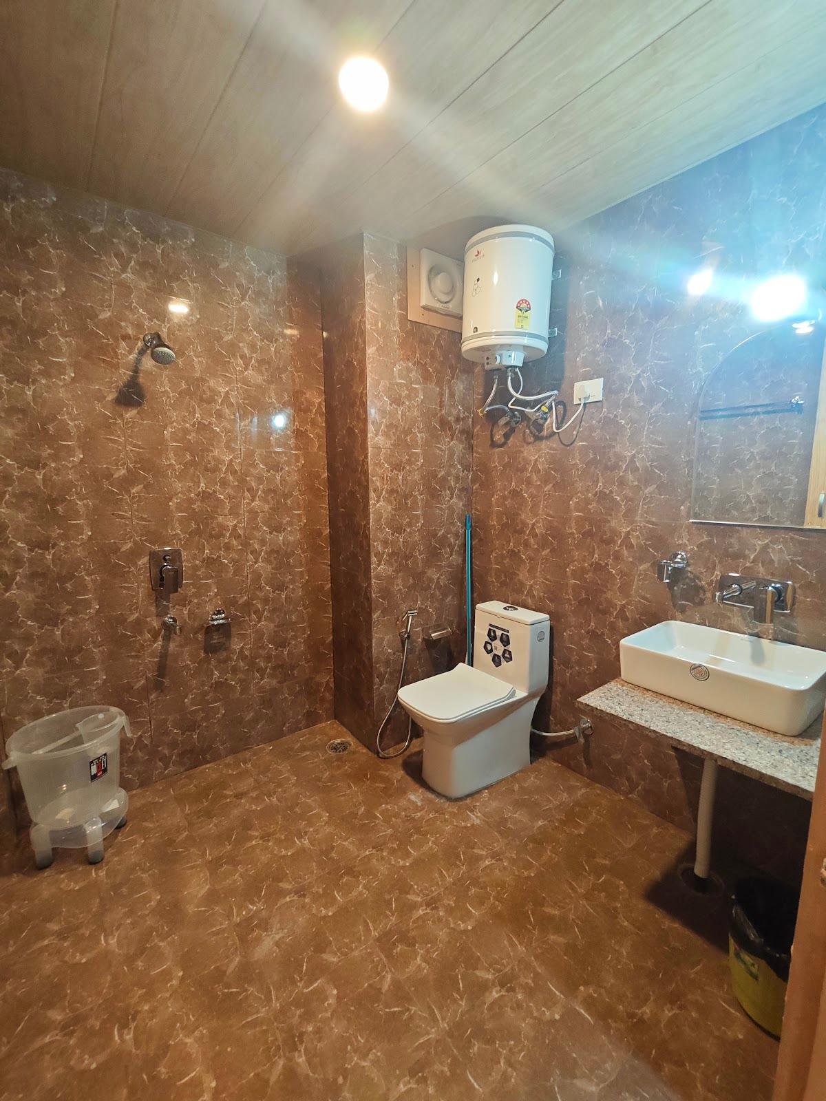 Hot Springs Cafe & Homestay – photo 4