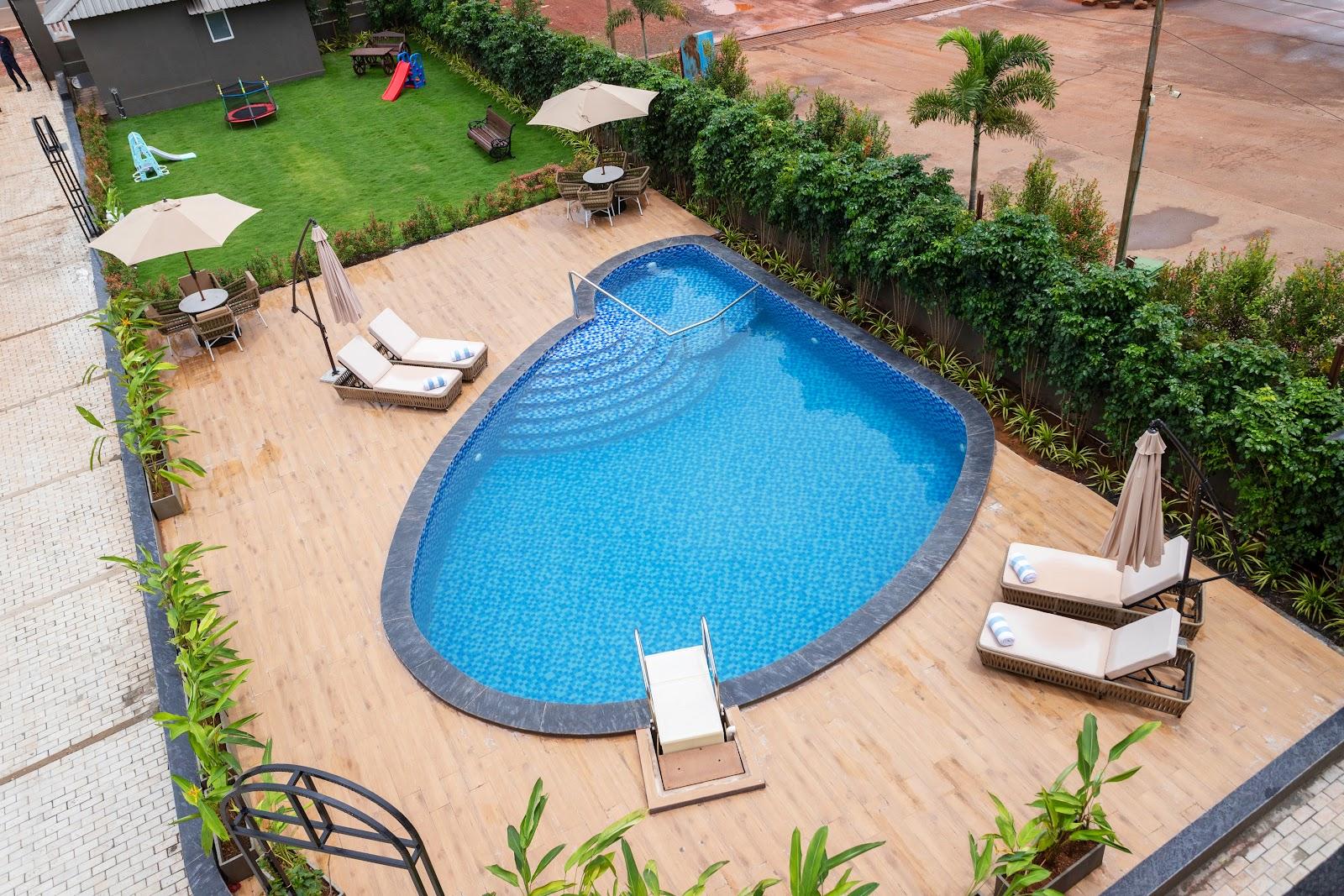 Stone Wood Hotel Amboli – photo 4