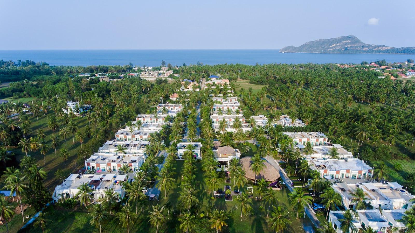 The Beach Village Resort – photo 1