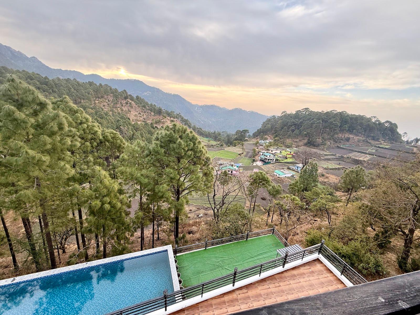 Blue Pine Pool – photo 2