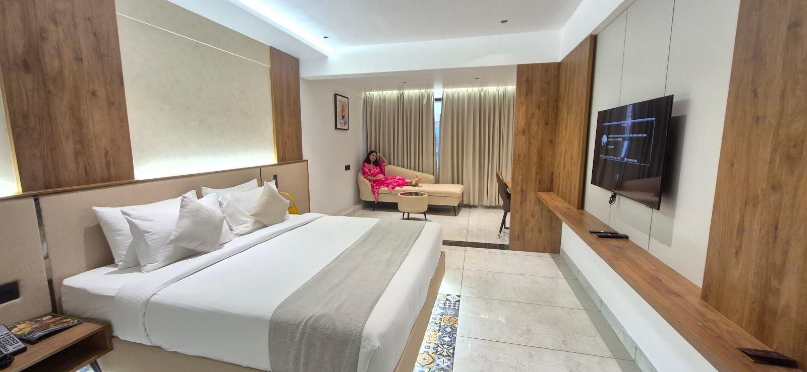 Royal Plaza Inn by RAK Rooms – photo 3