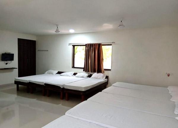 Betel Leaf Resort, kelwa beach
