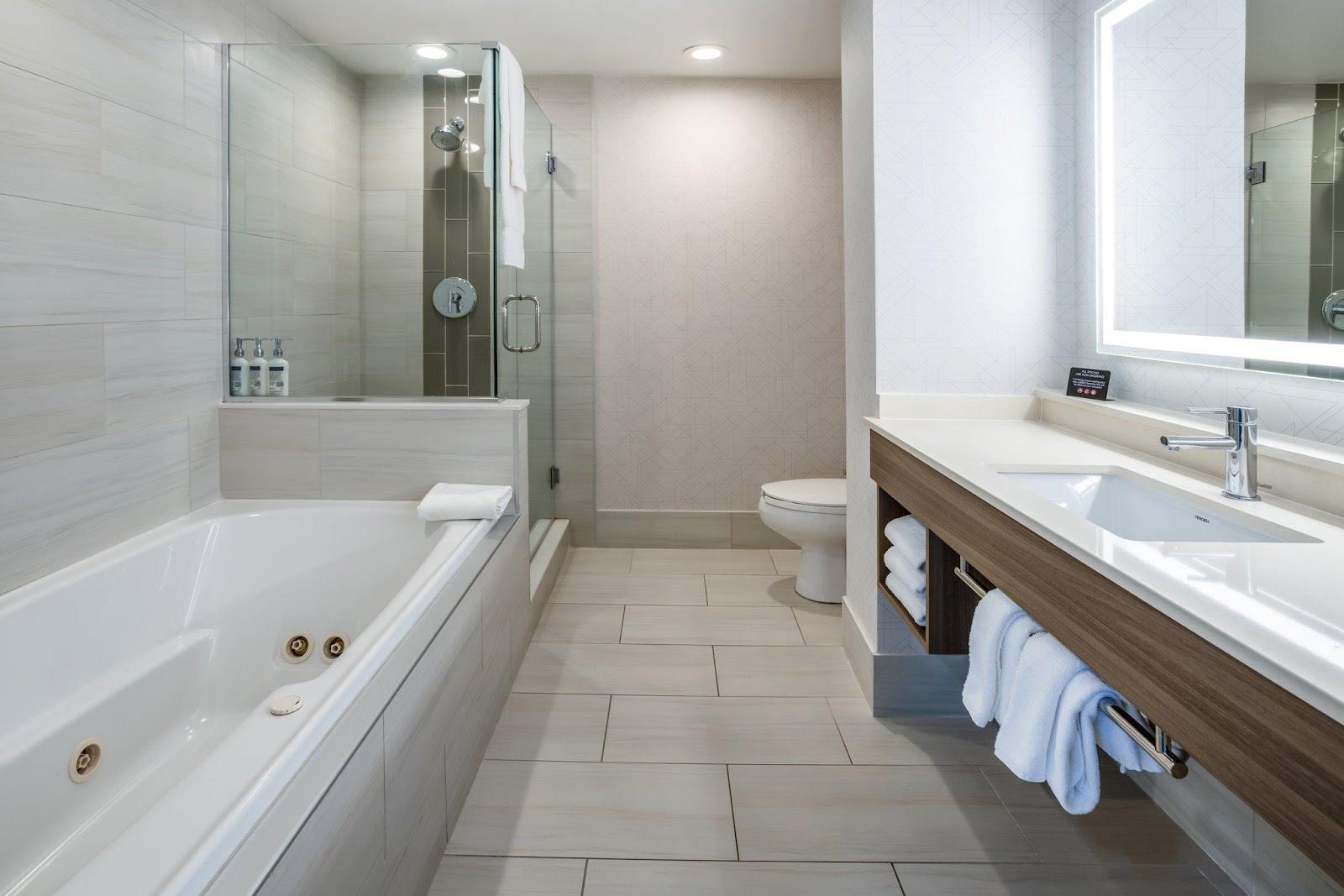 Holiday Inn Express & Suites Tampa-I-75 @ Bruce B. Downs by IHG – photo 4