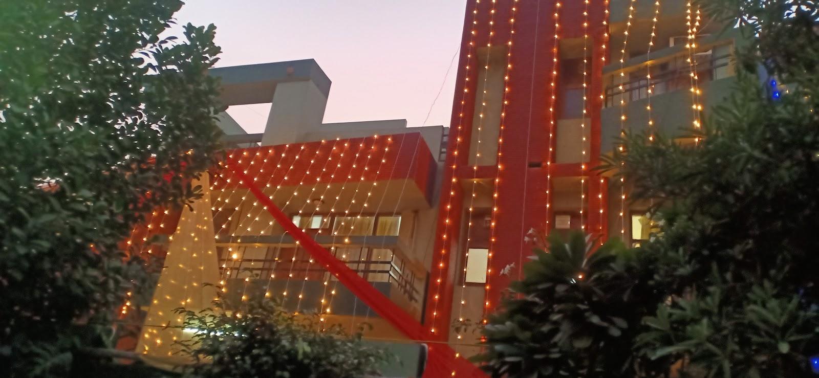 Hotel Relax inn – photo 1