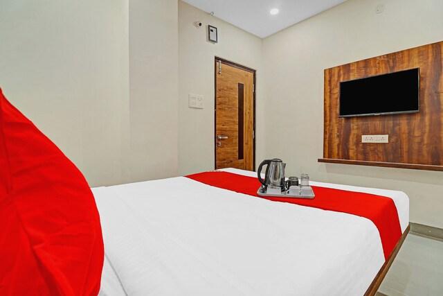 Hotel O by OYO Night Eye – photo 3