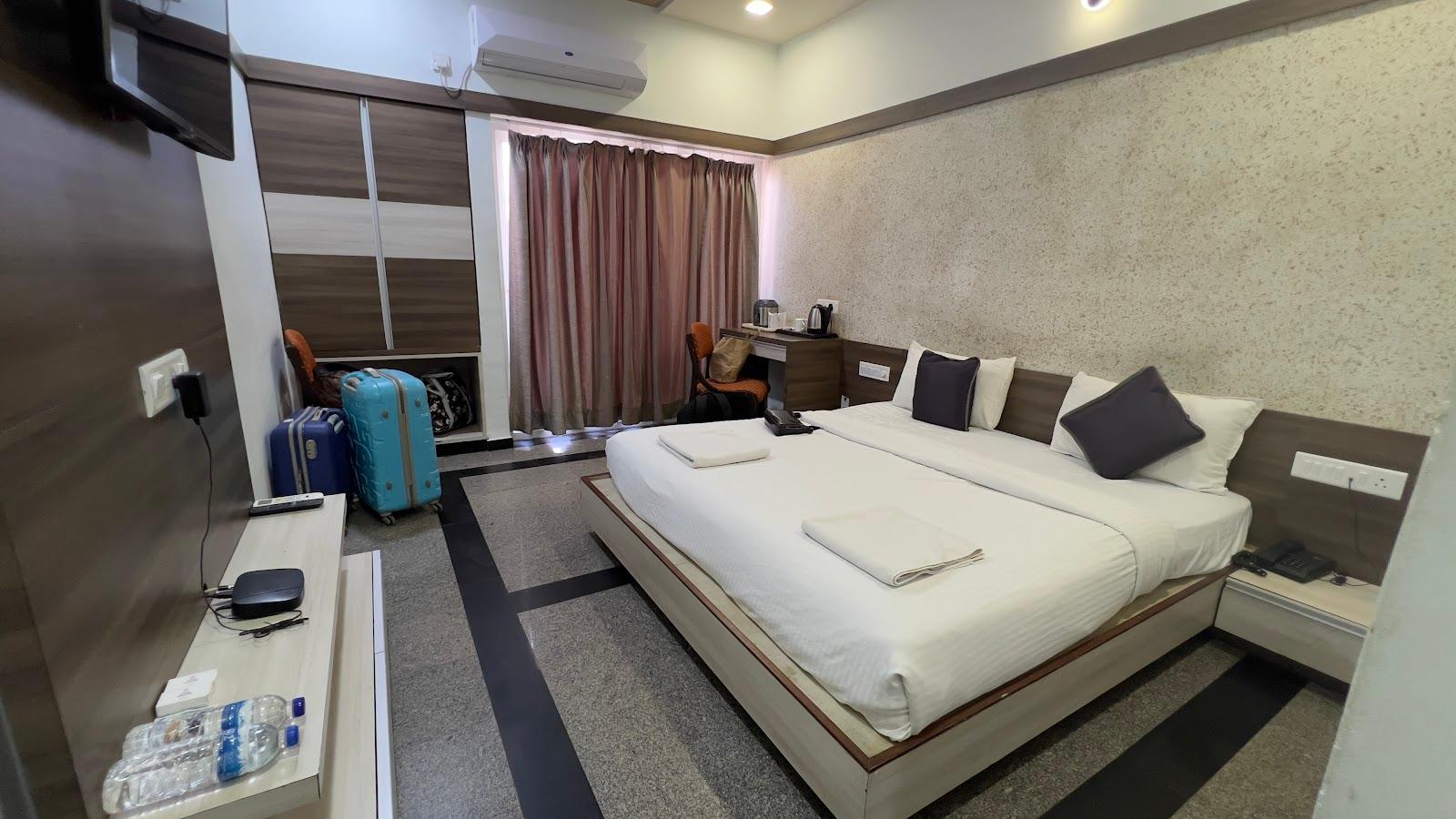 Hotel Samrat – photo 3