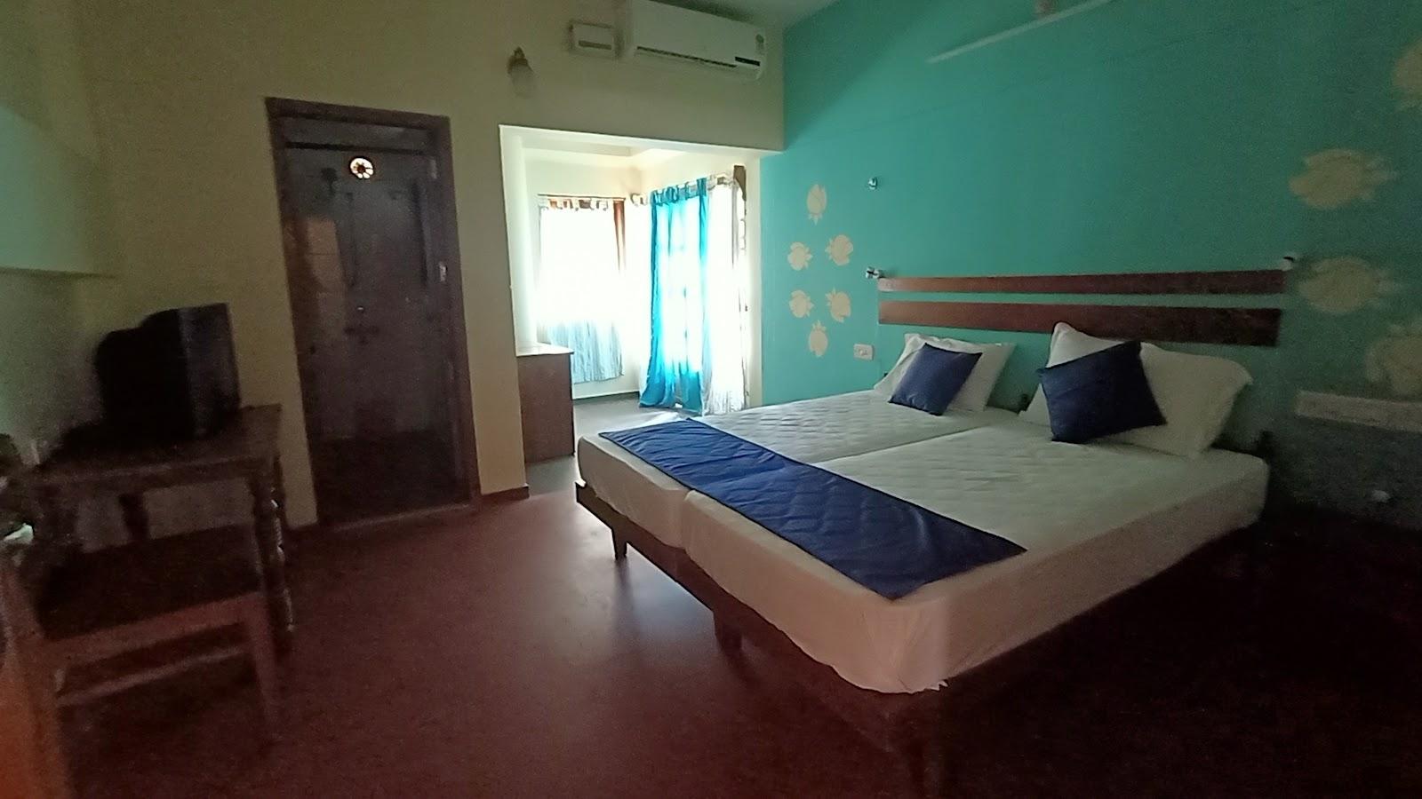 Palmleaves Beach Resort – photo 3