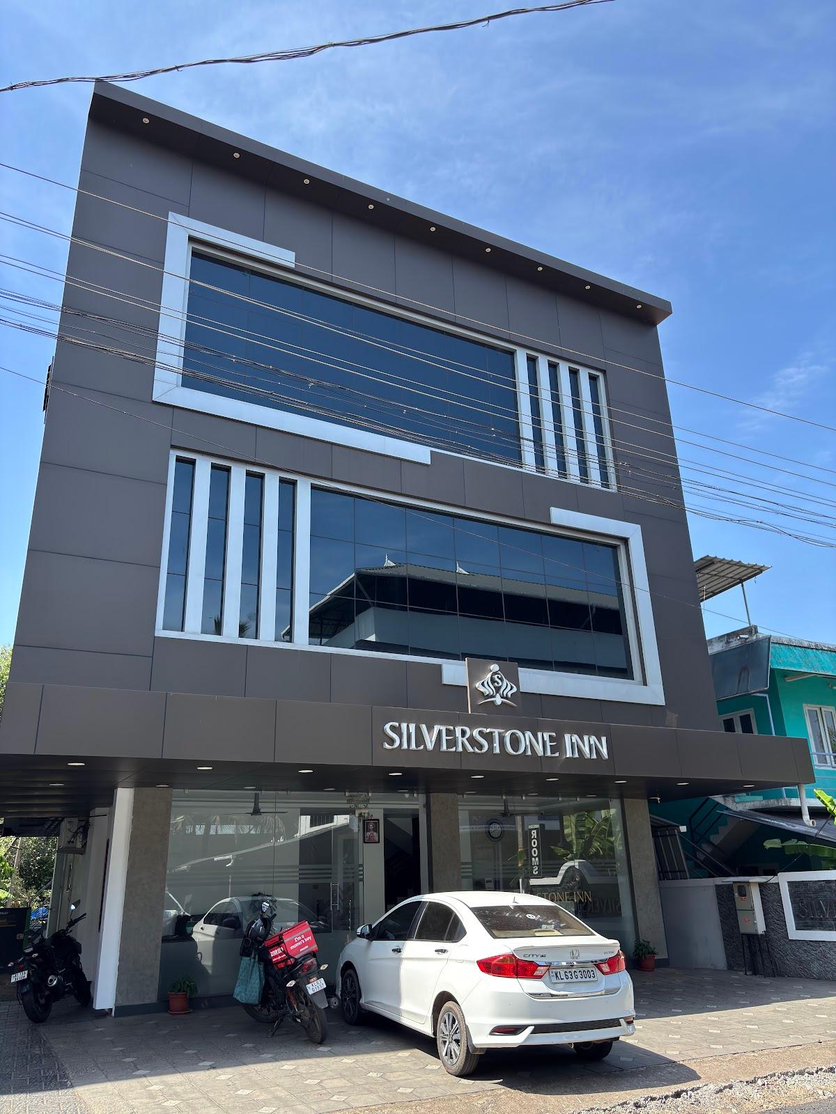 Silverstone Inn – photo 4