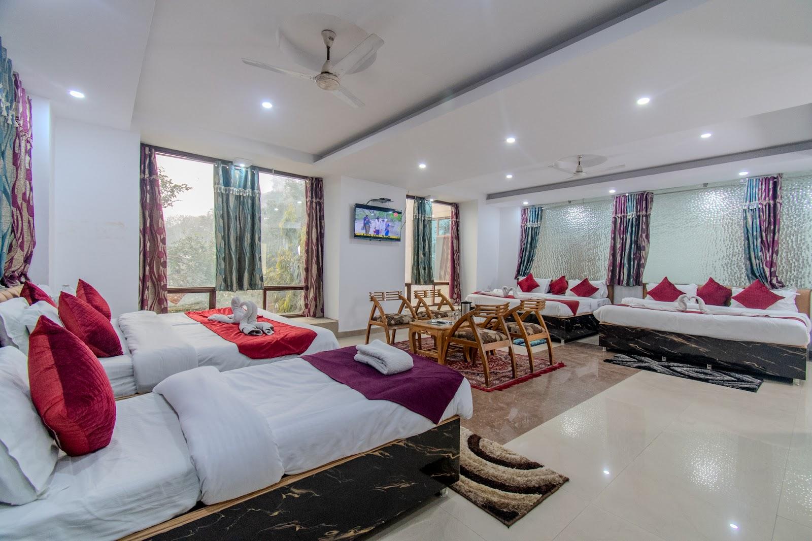Hotel Raj Mandir – photo 3