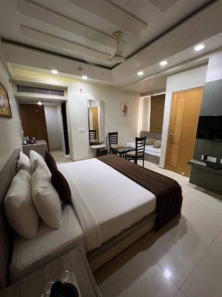 Hotel Yash Regency – photo 3