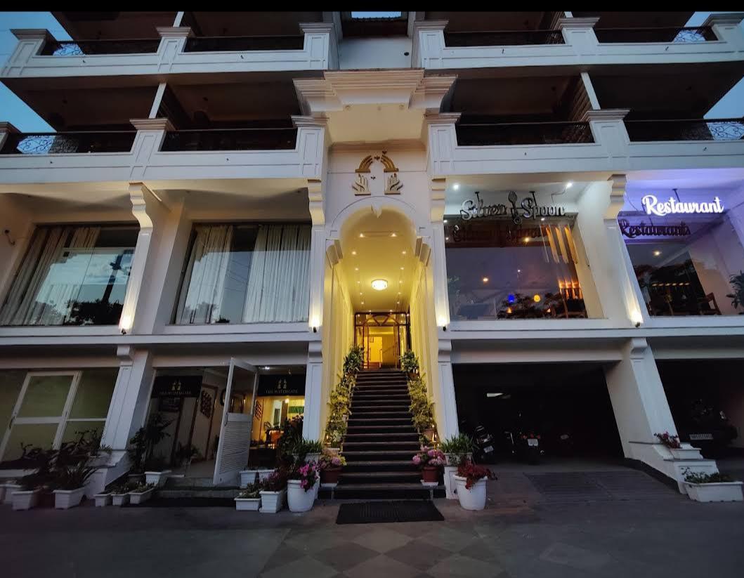 Aaroham The Watergate Hotel- Best Hotel in Bhimtal, Nainital – photo 1