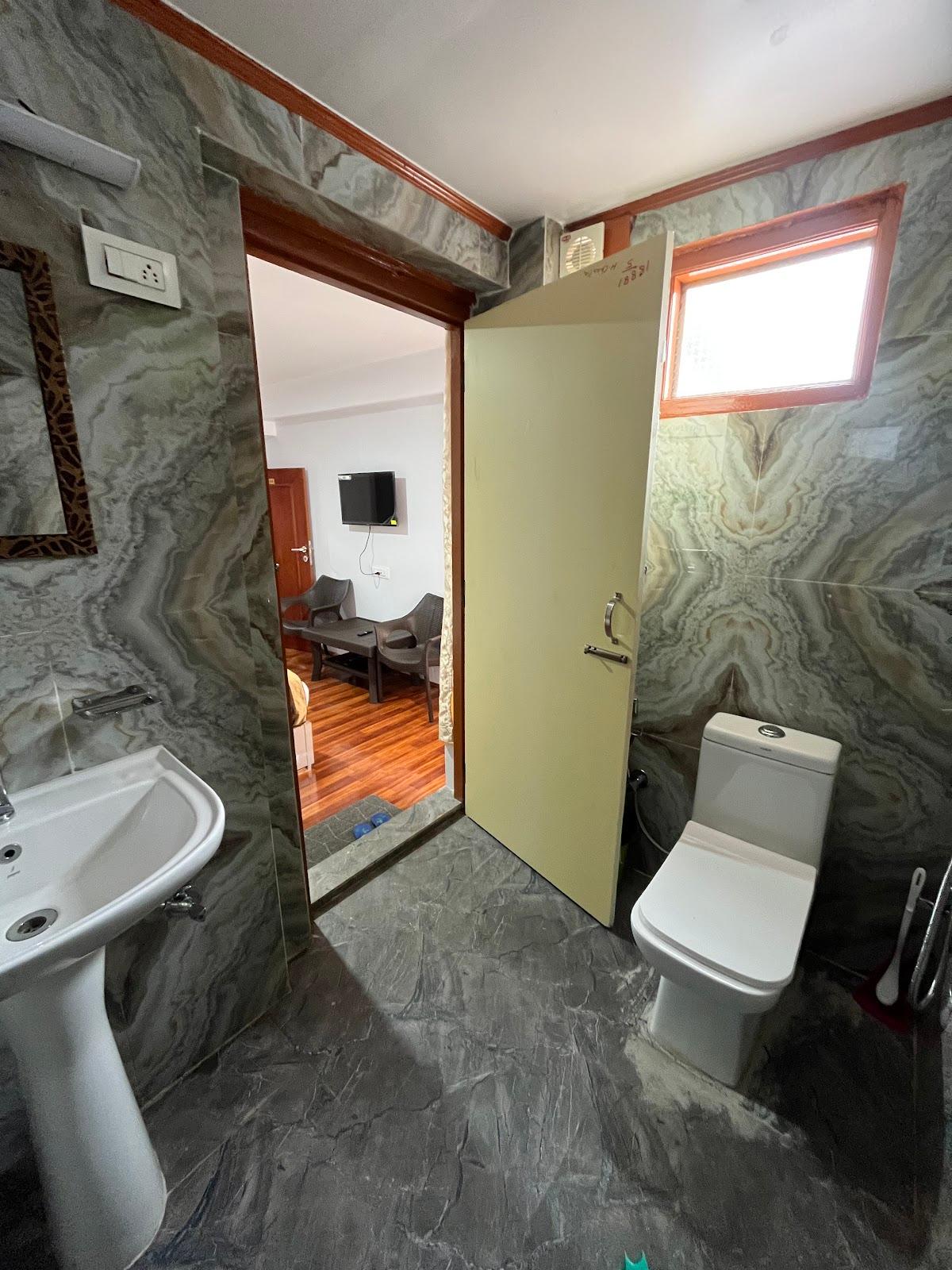 Royal Vista - Guest House – photo 4