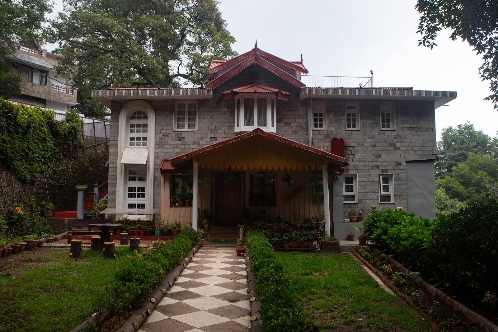 The Hilltop Haven – photo 1