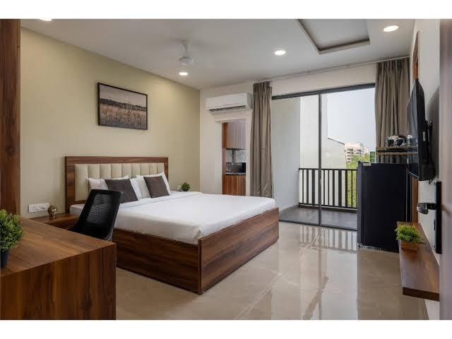 Wandr Golf Course Road – photo 3