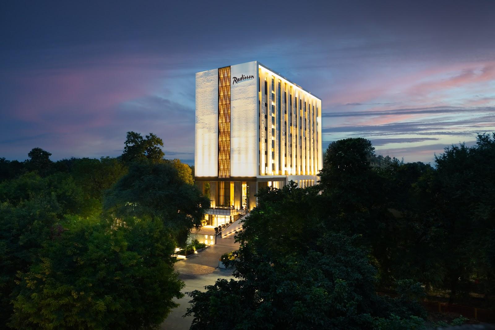 Radisson Hotel Prayagraj – photo 1