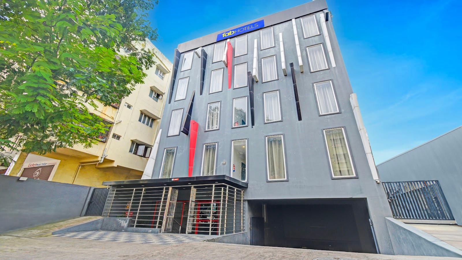 FabHotel White Ridge Shivam – photo 1