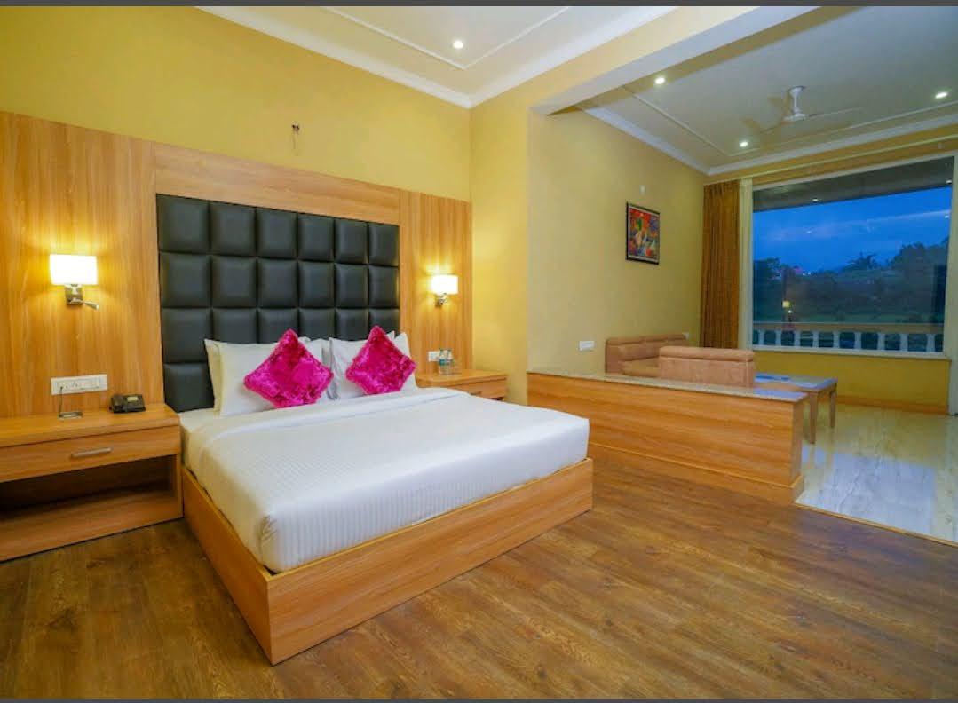 Neugal RiverFront Resort – photo 3