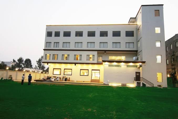 Hotel Trinetar Gardens & Banquets ( A Unit of Sudershan Hotels & Resorts) – photo 1
