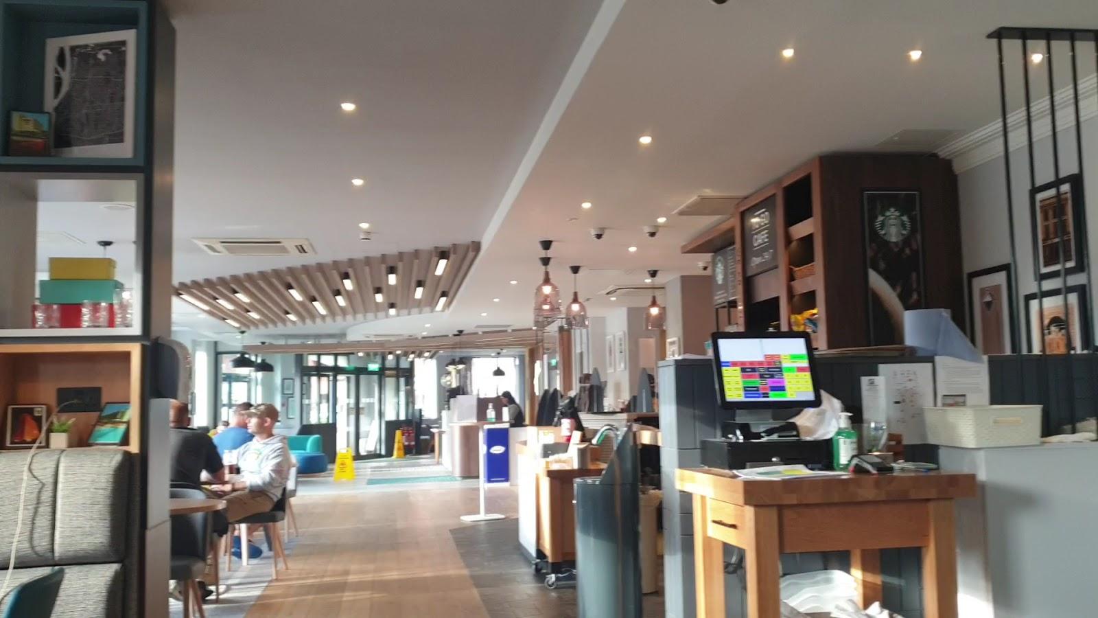 Holiday Inn Belfast City Centre by IHG – photo 3