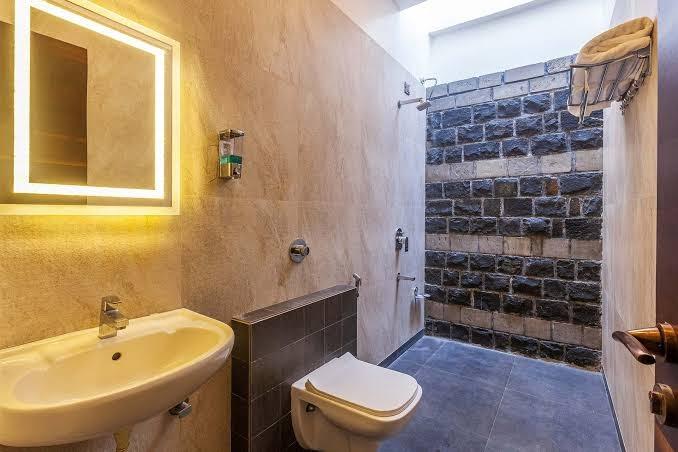 StayVista At Villa Cobblestone | Luxury Villa With Private Pool In Nashik – photo 3