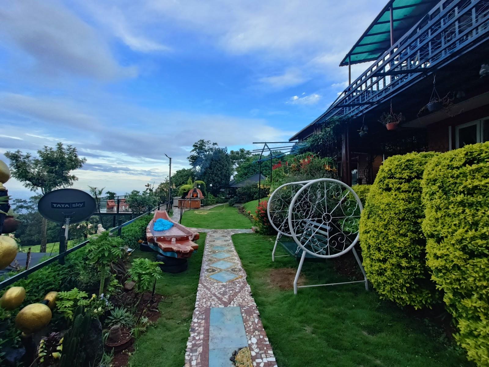 De Rock- Jungle Living, Coonoor